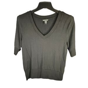 Athleta black short-sleeve V-neck top Size Small